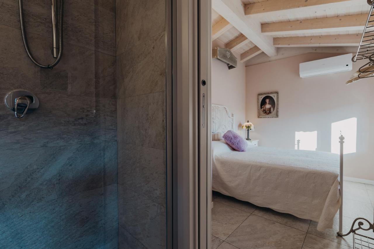 Le Due Dame Hotel Manerba del Garda Exterior photo