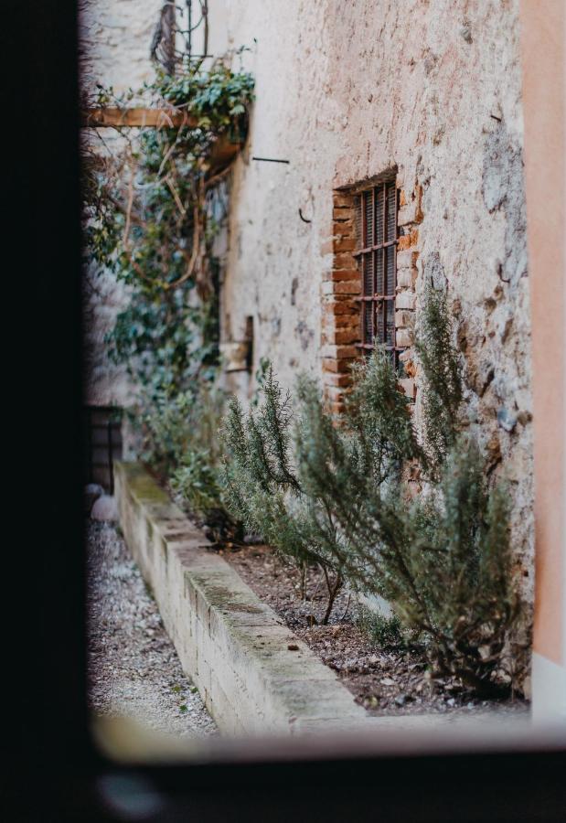 Le Due Dame Hotel Manerba del Garda Exterior photo
